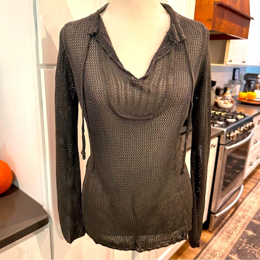Isda & Co Womens Mesh Crochet Pullover Top Size M Gray Neutral Fairy Bohemian